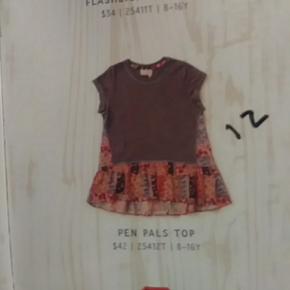 Pen pals top tween 12